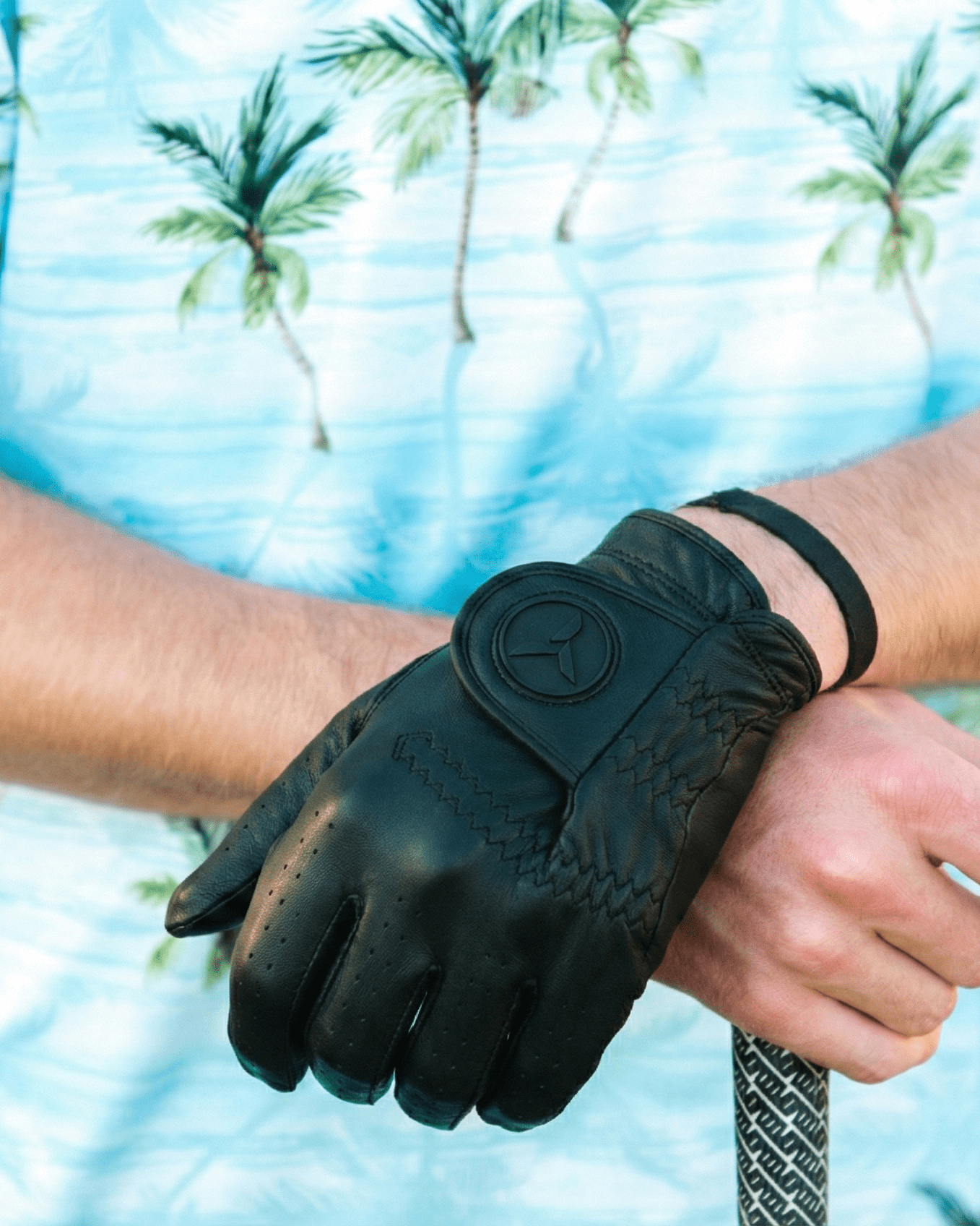 Jet Black Golf Glove - Yatta Golf